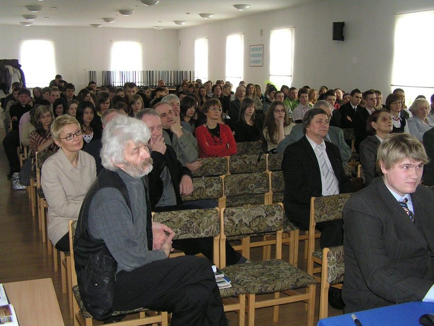 Zakochani w wiejskich chatach