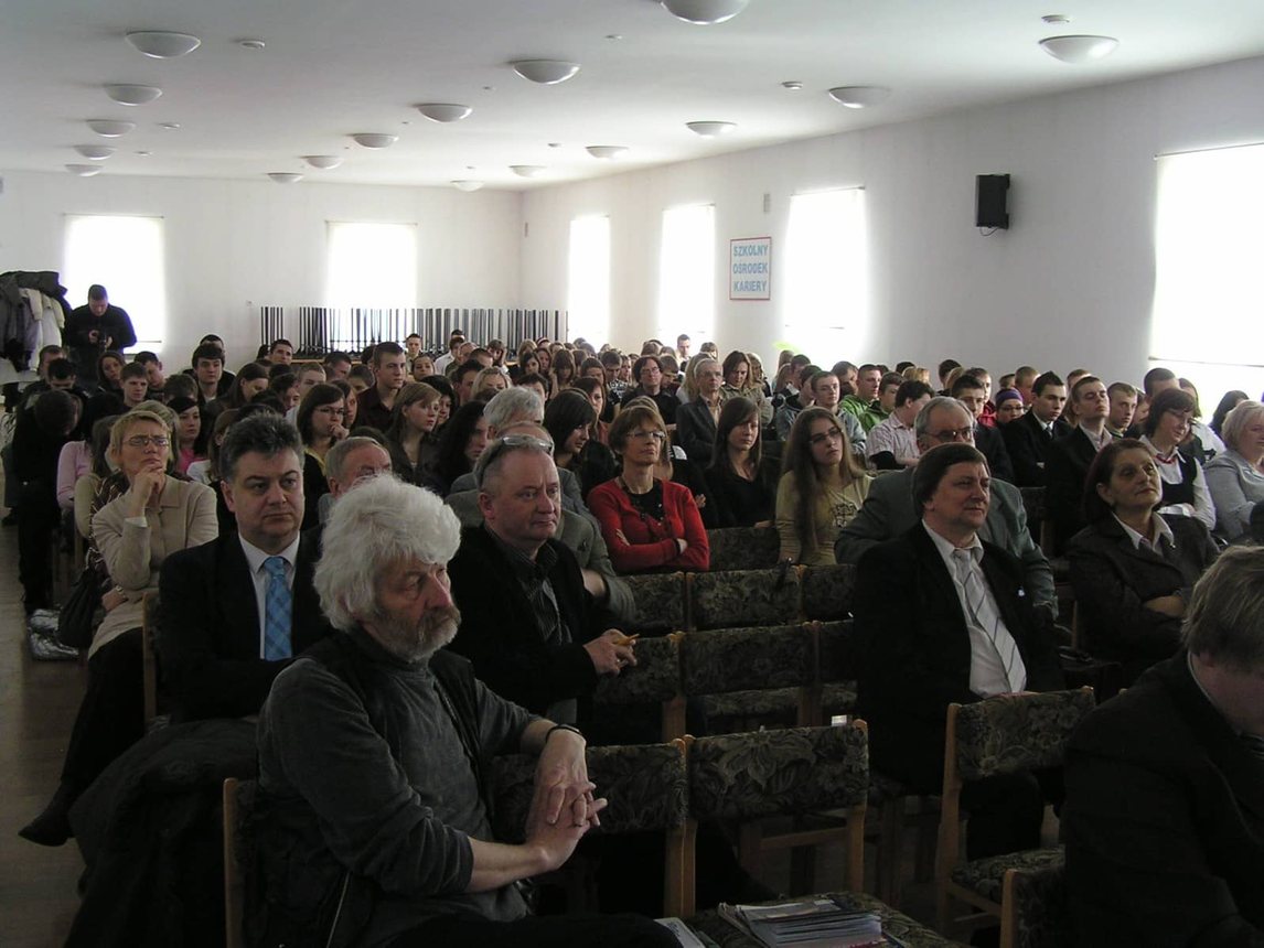 Zakochani w wiejskich chatach