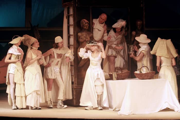 Turkusowy i luksusowy teatr zdrojowy