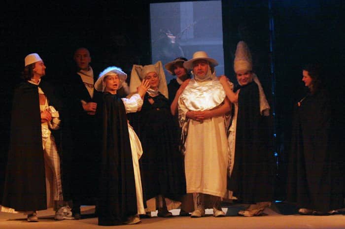 Turkusowy i luksusowy teatr zdrojowy