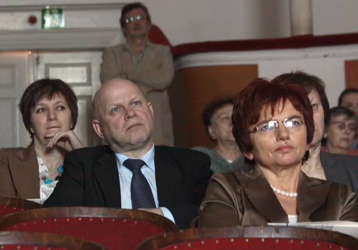 Turkusowy i luksusowy teatr zdrojowy