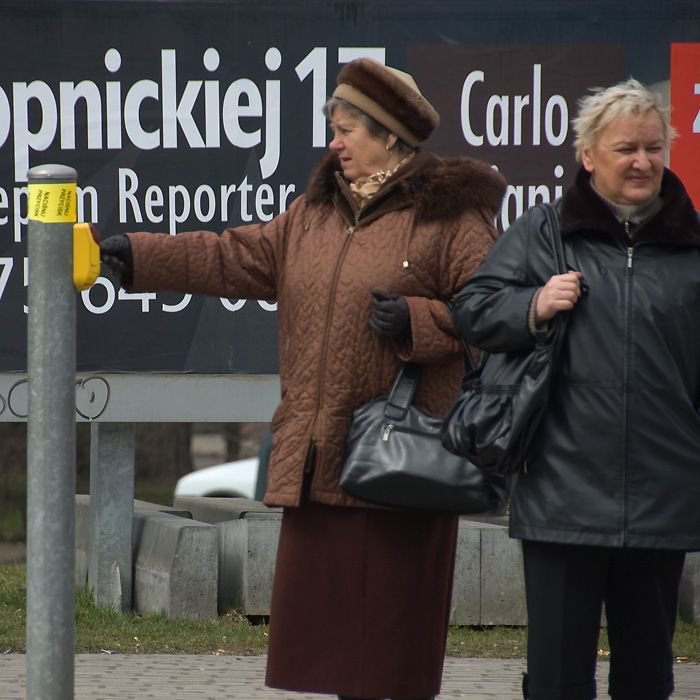 Zielone światło? Sprintem przez pasy!