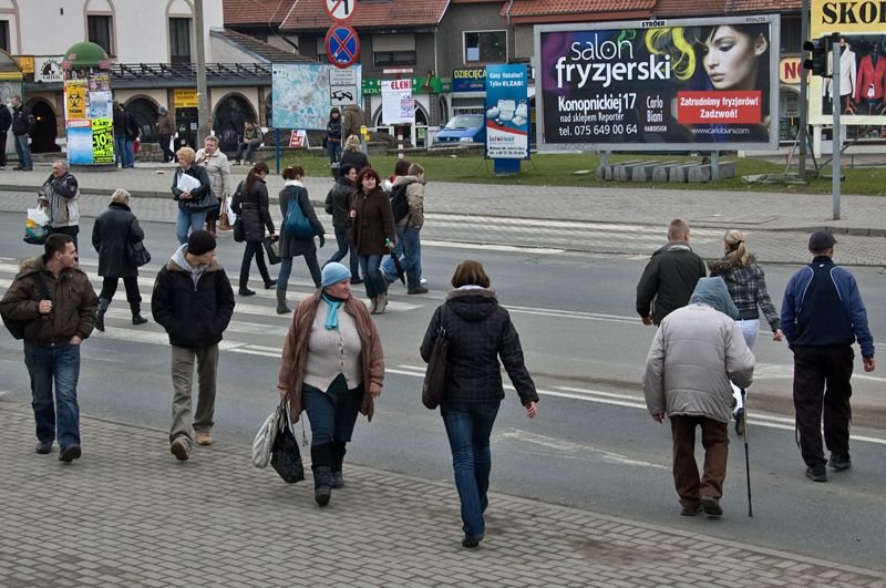Zielone światło? Sprintem przez pasy!