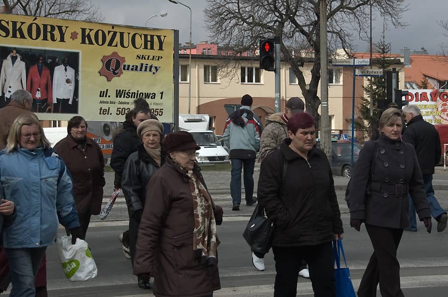 Zielone światło? Sprintem przez pasy!