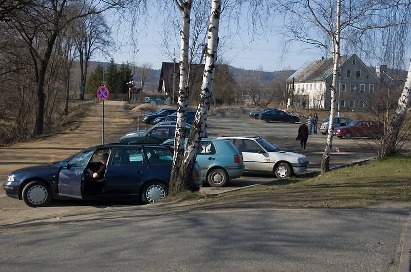 Przed WORD jest bagno, będzie wzorowy parking