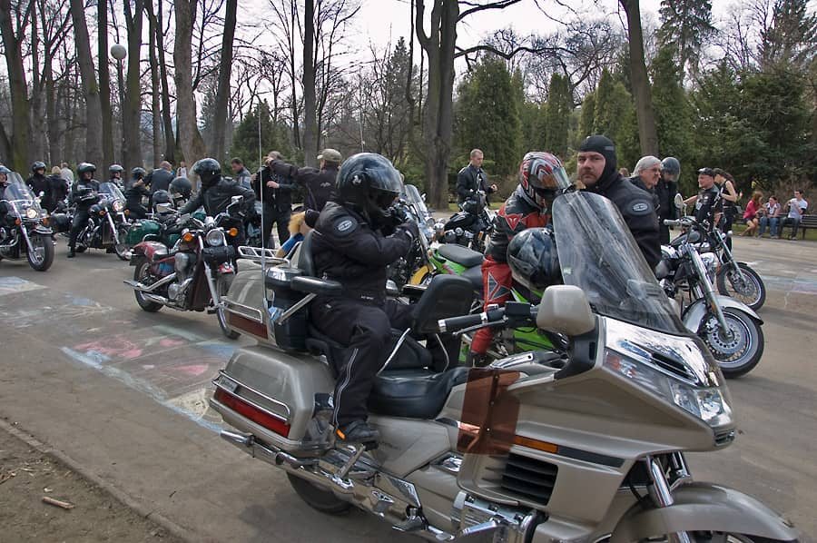Motocykliści z wielkim sercem