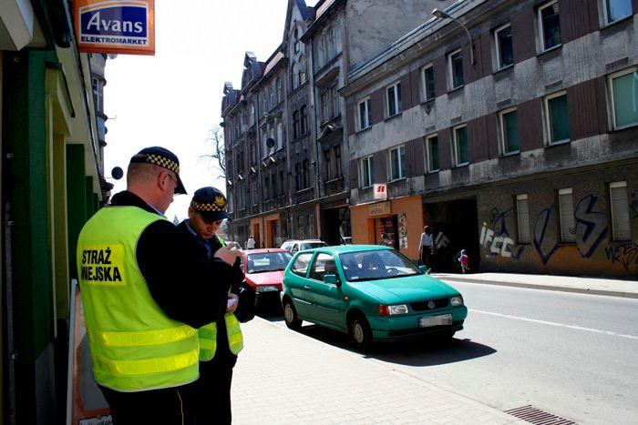 Na razie upomnienia, potem mandaty