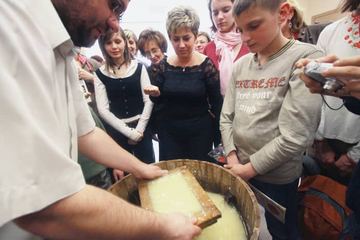 Papierowa historia w Książnicy Karkonoskiej