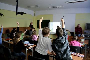 Cudowna tablica: kreda i gąbka do muzeum