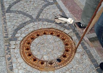 Pogotowie wodociągowe uratowało… kawkę