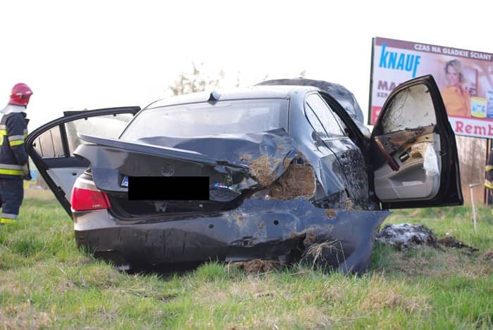 Na rogatkach miasta BMW w płomieniach