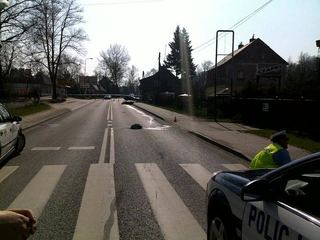 Bandyta na motocyklu zabił kobietę na pasach