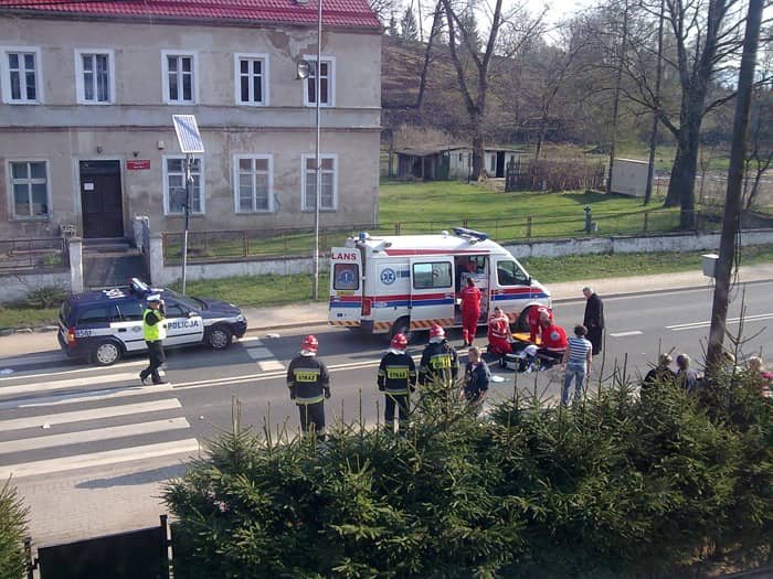 Bandyta na motocyklu zabił kobietę na pasach