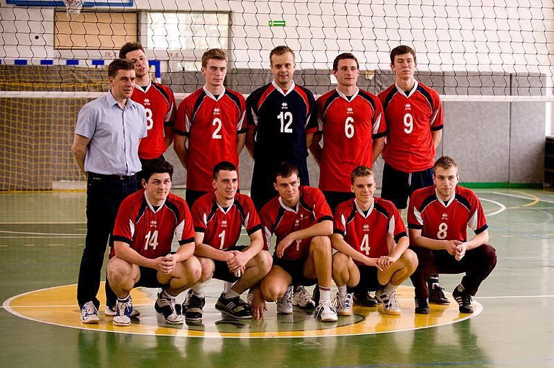 Siatkarze AZS KK gładko pokonują Bogatynię