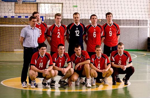 Siatkarze AZS KK gładko pokonują Bogatynię