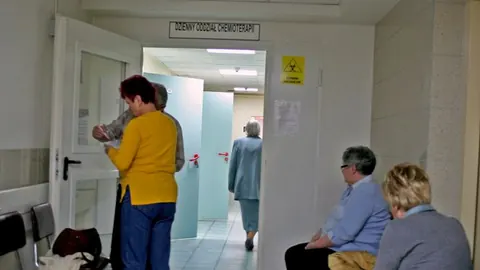 Kolejkowa gehenna przed chemioterapią