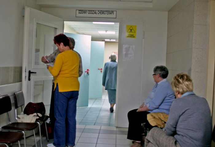 Kolejkowa gehenna przed chemioterapią