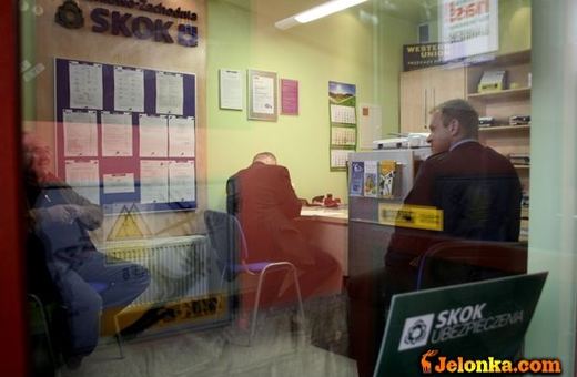 Komornik zajmuje SKOK