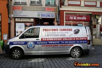 Komornik zajmuje SKOK