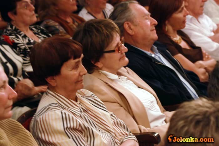 Stragany pełne śmiechu, czyli „Bella Mafia”