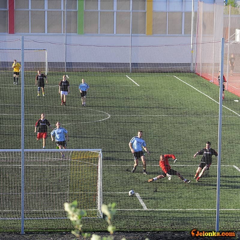 Start Piłkarskiej Ligi Open – fotorelacja