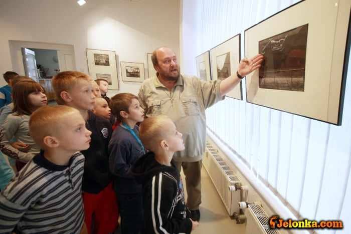 Oswajanie z fotografią w BWA