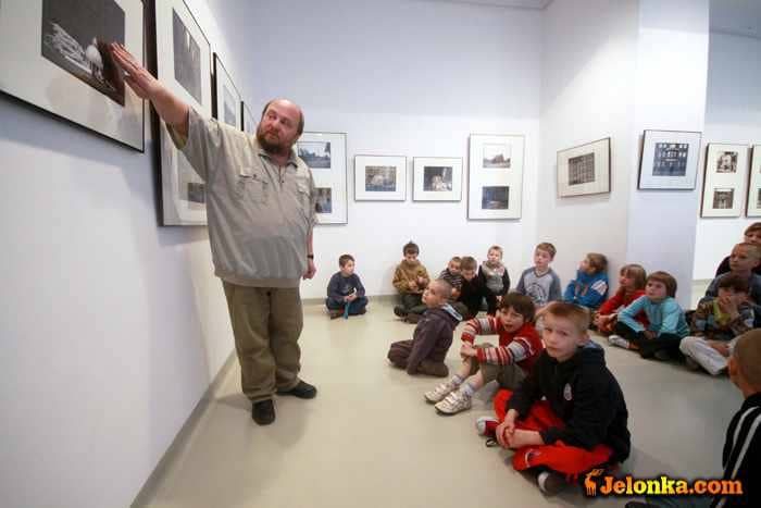 Oswajanie z fotografią w BWA