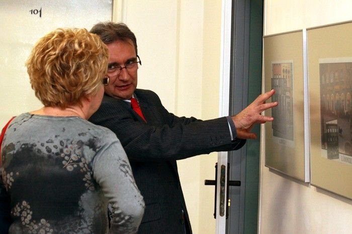 Jelenia Góra i ludzie z pasją w antyramach