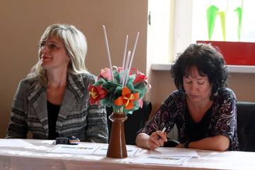 Uczniowie zakochani w poezji