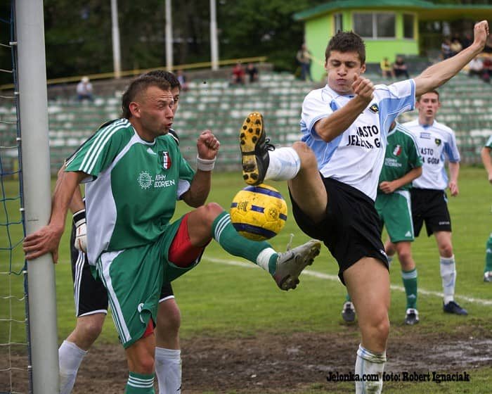 Podział punktów w meczu Karkonoszy z Prochowiczanką