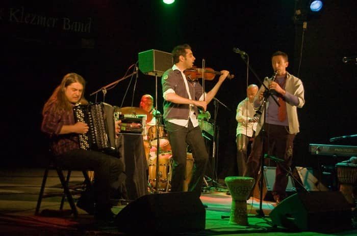 Muzyczna eksplozja teatralnej energii