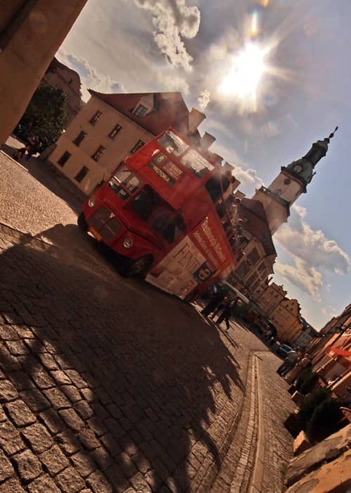 Studencka zabawa rozkręca się – video