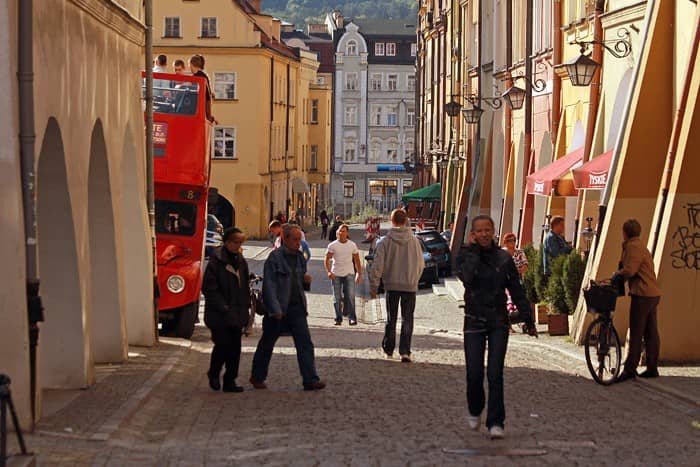 Studencka zabawa rozkręca się – video