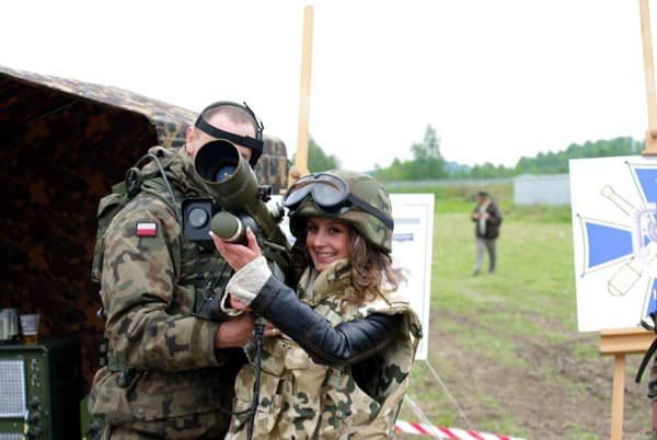 Militarny piknik pod radarami