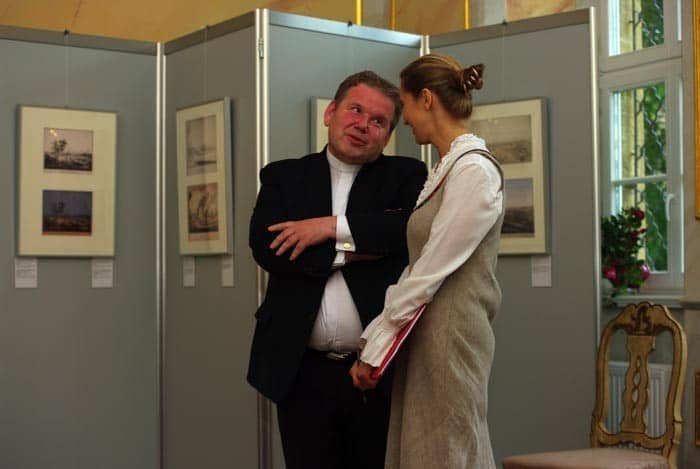 „Podróże w czasie” w pałacu w Łomnicy