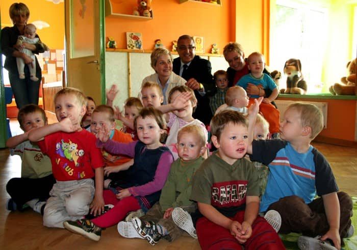 Gorące serca w darze maluchom