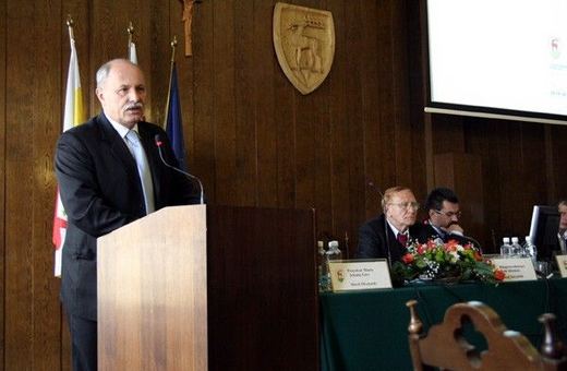 Radni byli przeciw, woda i tak zdrożeje