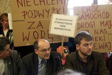 Radni byli przeciw, woda i tak zdrożeje