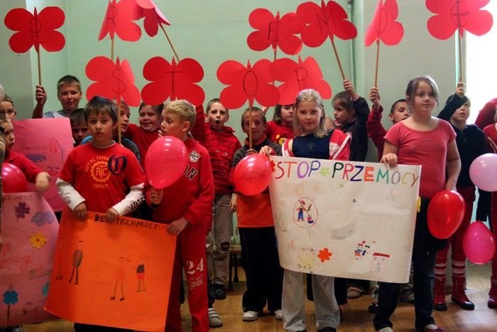 Precz z przemocą w szkołach