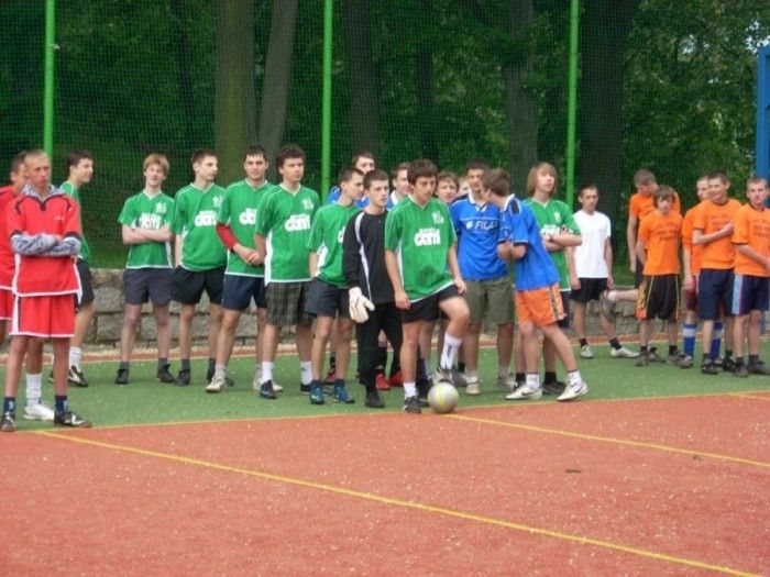 Szkolny turniej na szóstkę