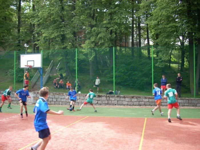 Szkolny turniej na szóstkę