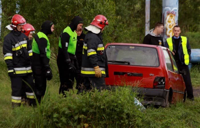 Kto utopił fiata uno?