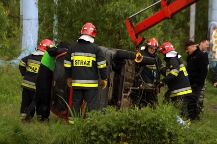 Kto utopił fiata uno?