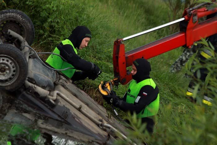 Kto utopił fiata uno?