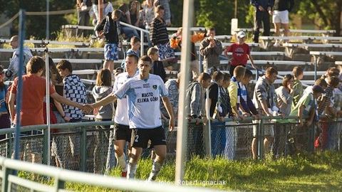 Karkonosze zdeklasowane przez III–ligowca