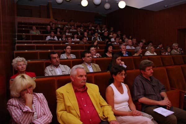 Brawa dla dyplomantów z muzycznej