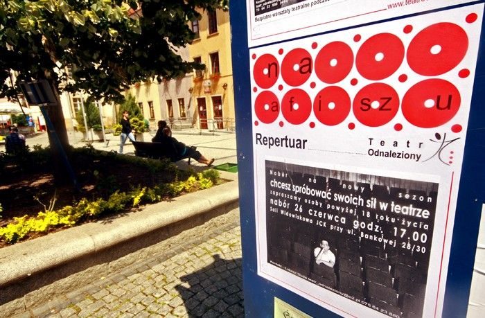 Przebojowe „Lato w teatrze” z „Histeryją”