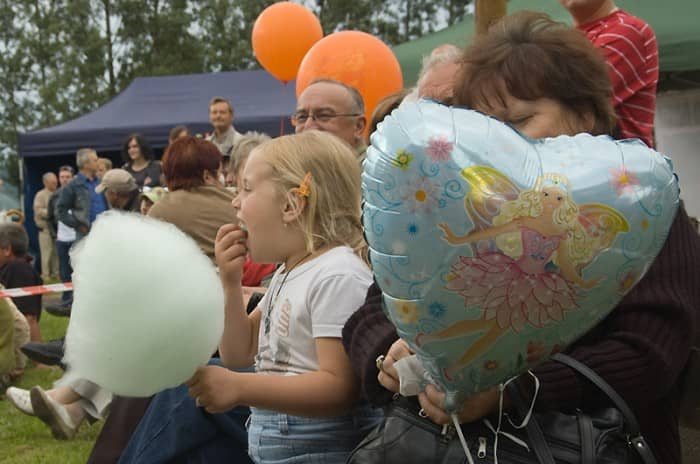 Mimo chłodu udana zabawa pod Chojnikiem
