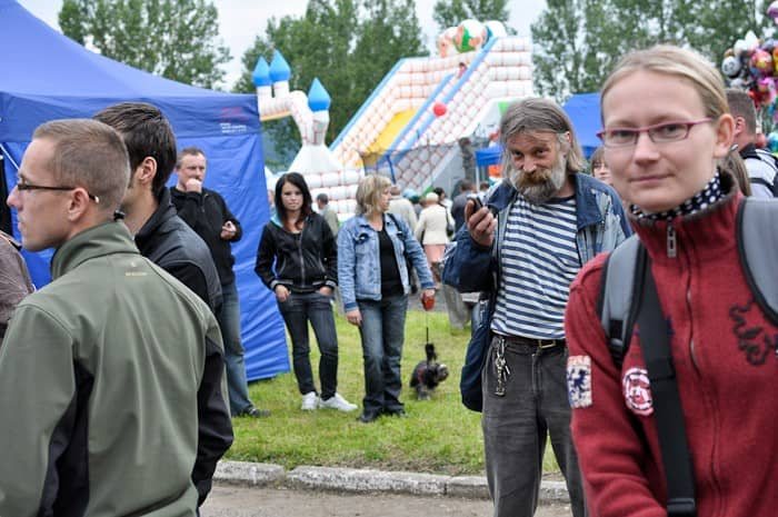 Mimo chłodu udana zabawa pod Chojnikiem