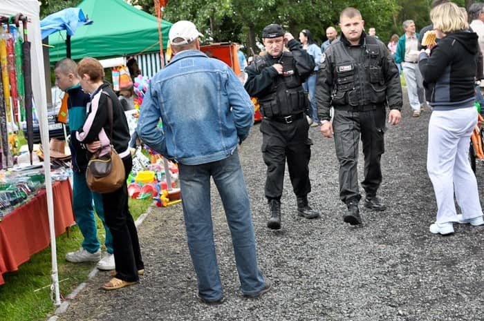 Mimo chłodu udana zabawa pod Chojnikiem